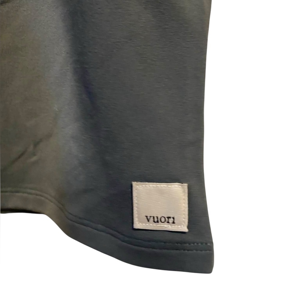 NWT Vuori halo essential scoop tank AGATE GREEN Size XS - Picture 3 of 4